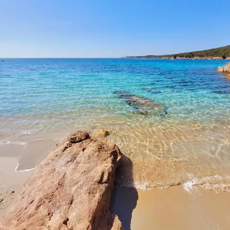 Avec Piscine 3 Etoiles Proche Plages 别墅