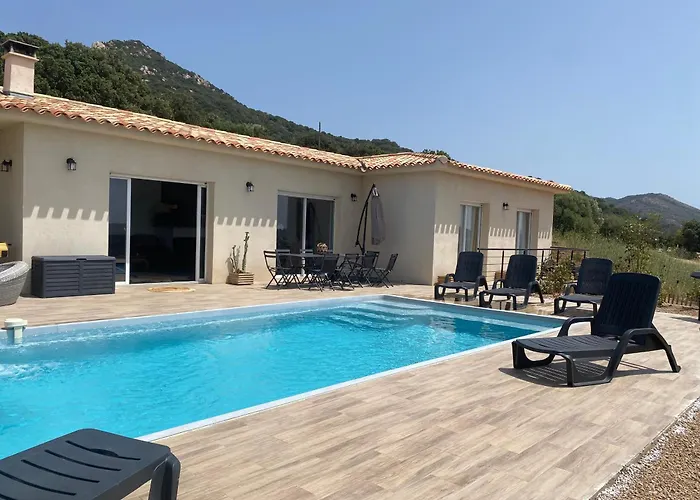 Villa Avec Piscine 3 étoiles Proche Plages Monacia d'Aullena