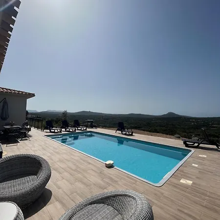 Avec Piscine 3 étoiles Proche Plages Villa *