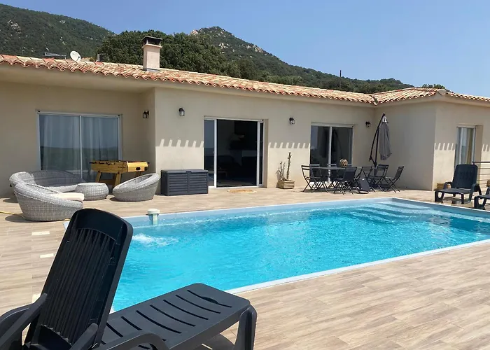 Villa Avec Piscine 3 étoiles Proche Plages