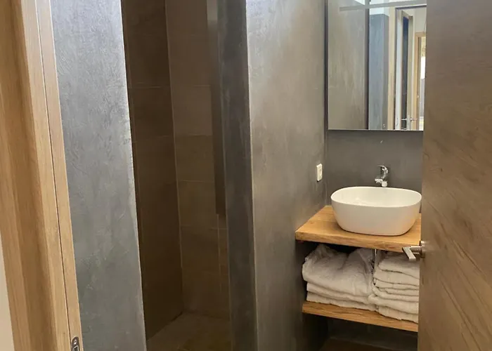 Villa Avec Piscine 3 Etoiles Proche Plages *